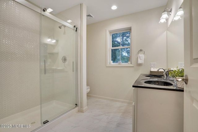 909 Bloomfield Avenue, Ocean Twp, NJ 07712