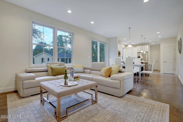 909 Bloomfield Avenue, Ocean Twp, NJ 07712
