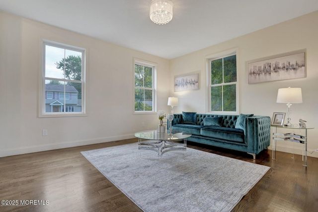 909 Bloomfield Avenue, Ocean Twp, NJ 07712