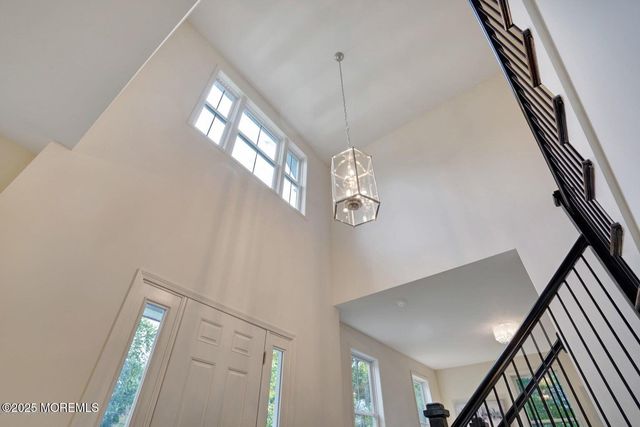 909 Bloomfield Avenue, Ocean Twp, NJ 07712