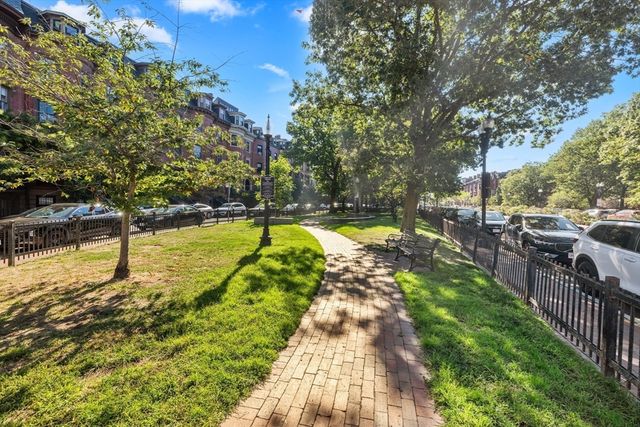 530 Massachusetts Ave 4, Boston, MA 02118