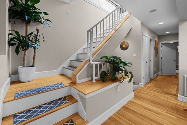 530 Massachusetts Ave 4, Boston, MA 02118