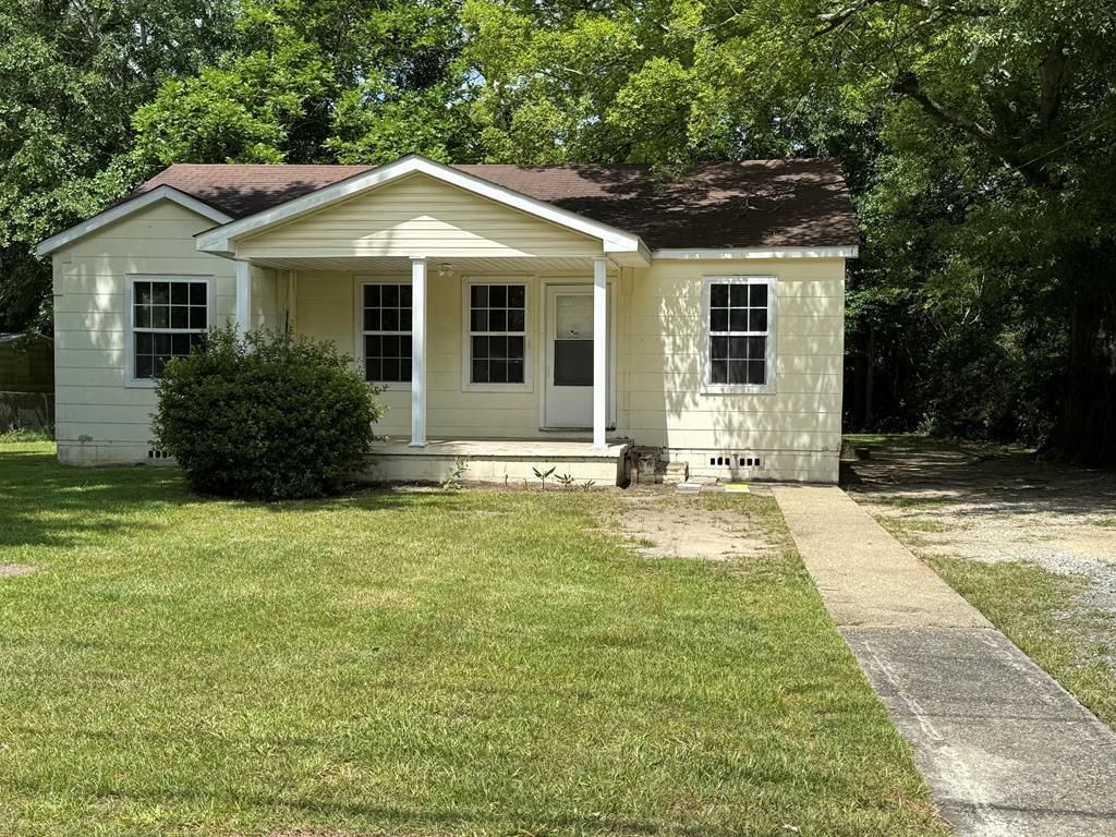 1028 South Bell Street, Dothan, AL 36301