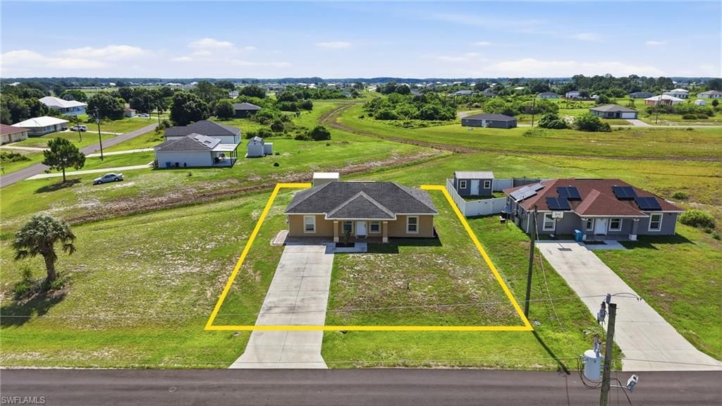 7075 Tide CIR, LABELLE, FL 33935 — photo 2