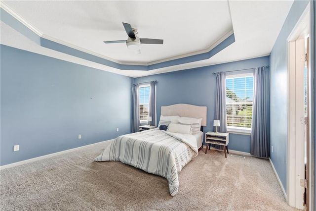 911 Wildwood Drive, Pleasant Hill, MO 64080