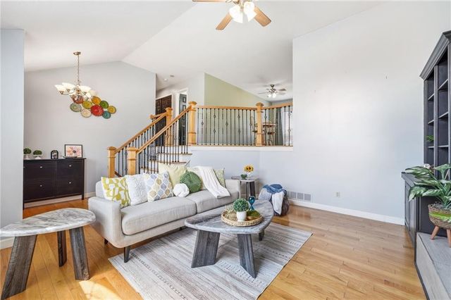 911 Wildwood Drive, Pleasant Hill, MO 64080