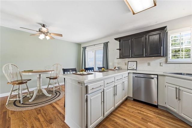 911 Wildwood Drive, Pleasant Hill, MO 64080