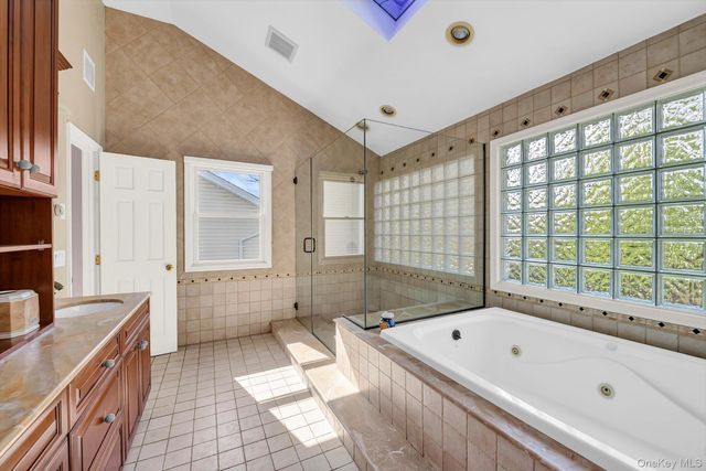 2137 3rd Avenue, Merrick, NY 11566