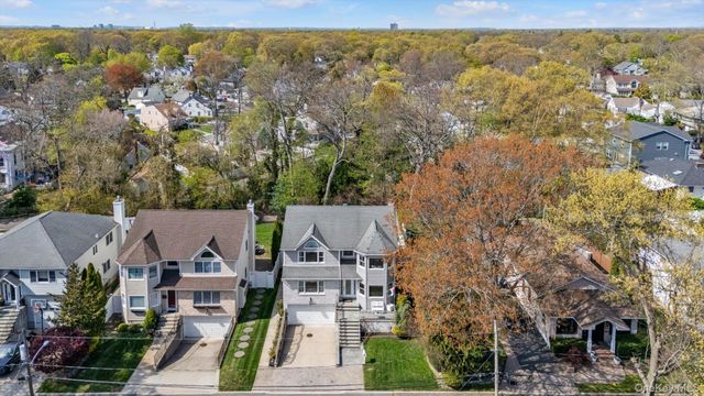 2137 3rd Avenue, Merrick, NY 11566