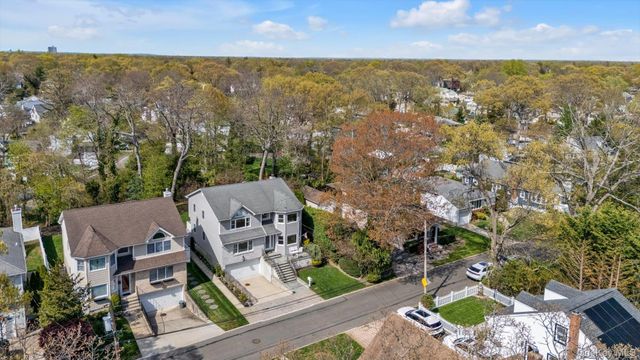 2137 3rd Avenue, Merrick, NY 11566