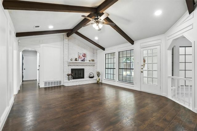 6916 Winchester Place, Fort Worth, TX 76133