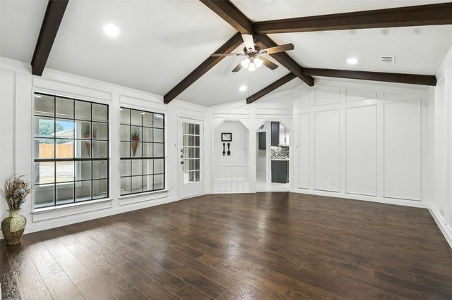 6916 Winchester Place, Fort Worth, TX 76133