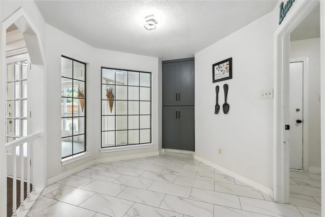 6916 Winchester Place, Fort Worth, TX 76133