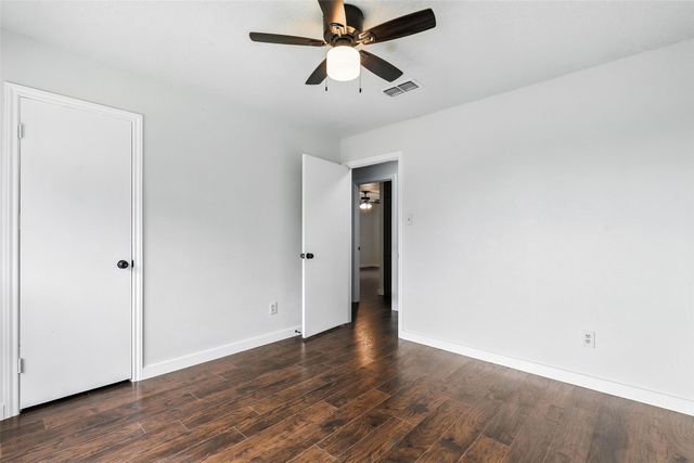 6916 Winchester Place, Fort Worth, TX 76133