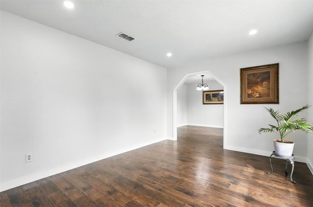 6916 Winchester Place, Fort Worth, TX 76133