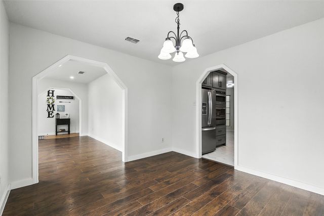 6916 Winchester Place, Fort Worth, TX 76133