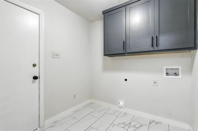 6916 Winchester Place, Fort Worth, TX 76133