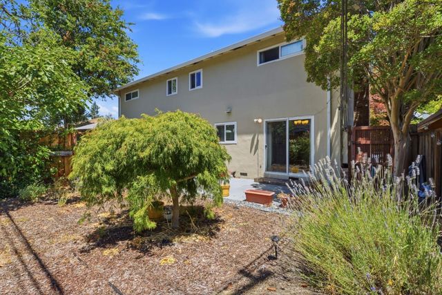 110-112 Wheeler Avenue, Redwood City, CA 94061