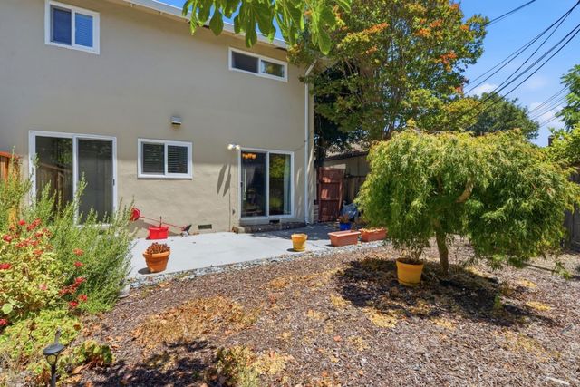 110-112 Wheeler Avenue, Redwood City, CA 94061