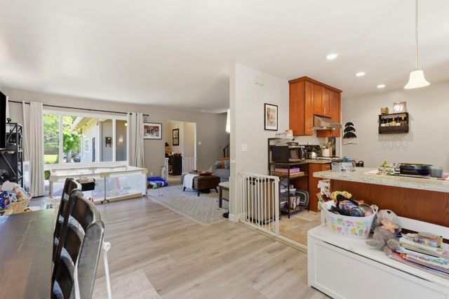 110-112 Wheeler Avenue, Redwood City, CA 94061