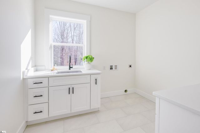 1292 Deerfield Drive, Spartanburg, SC 29302