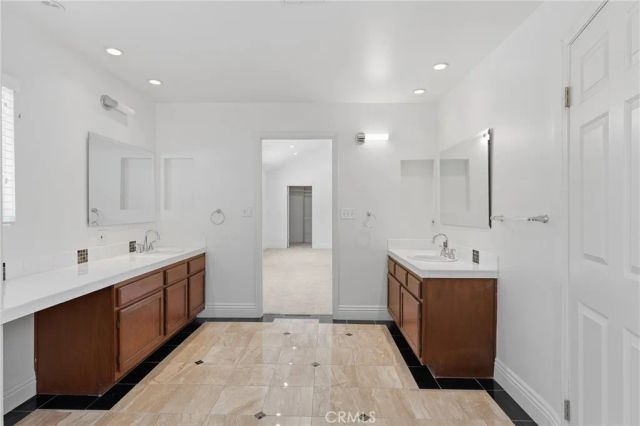 26018 Trana Circle, Calabasas, CA 91302