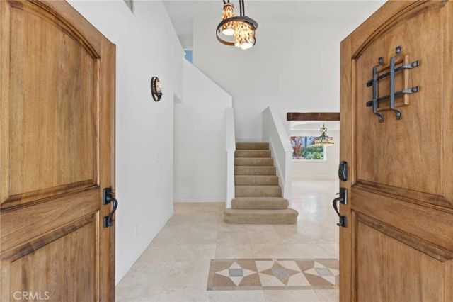 26018 Trana Circle, Calabasas, CA 91302