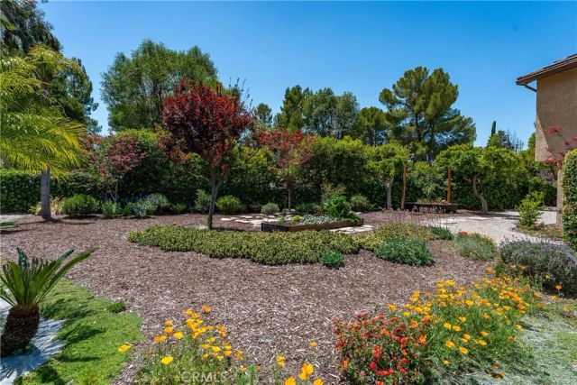 26018 Trana Circle, Calabasas, CA 91302