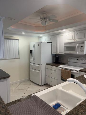 895 S GULFVIEW BOULEVARD 303, Clearwater Beach, FL 33767