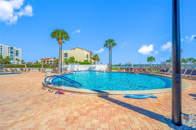 895 S GULFVIEW BOULEVARD 303, Clearwater Beach, FL 33767