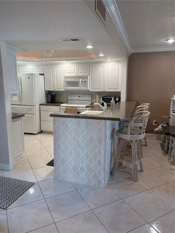 895 S GULFVIEW BOULEVARD 303, Clearwater Beach, FL 33767