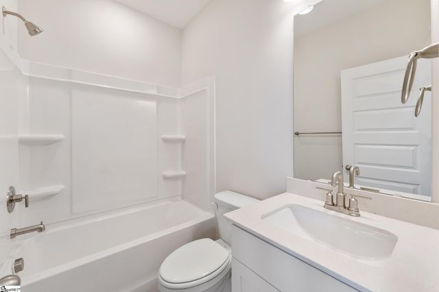 18 Renaissance Row Drive, Greenville, SC 29607