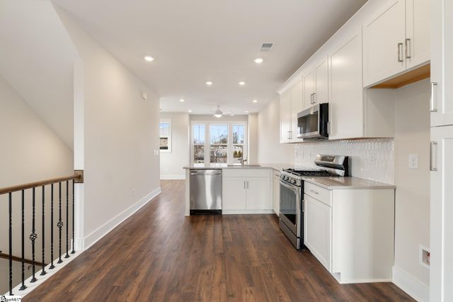 18 Renaissance Row Drive, Greenville, SC 29607