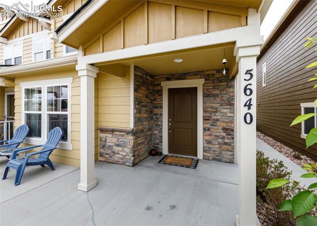 5640 Shamrock Heights, Colorado Springs, CO 80923 — photo 2