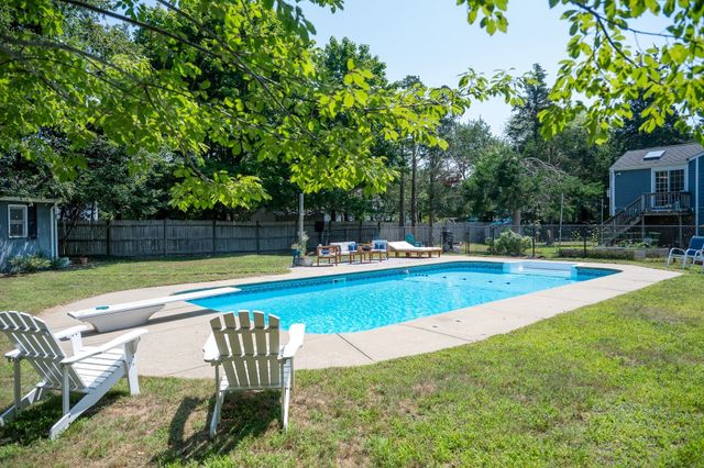 23 Gratto Rd, Marshfield, MA 02050