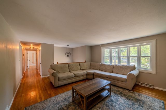 23 Gratto Rd, Marshfield, MA 02050