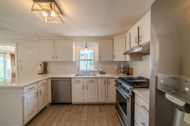 23 Gratto Rd, Marshfield, MA 02050