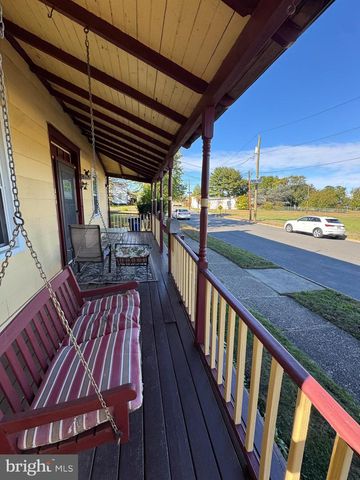 310 FRONT ST, Beverly, NJ 08010