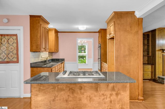 204 Montclair Road, Greer, SC 29651