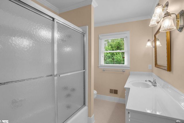 204 Montclair Road, Greer, SC 29651