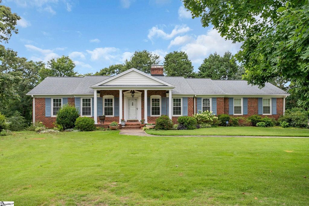204 Montclair Road, Greer, SC 29651