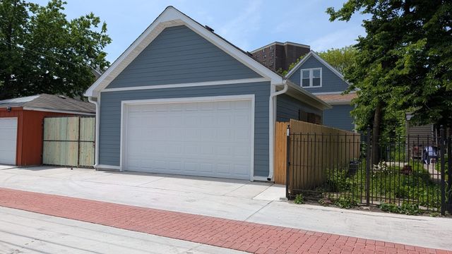 4229 S Princeton Avenue, Chicago, IL 60609
