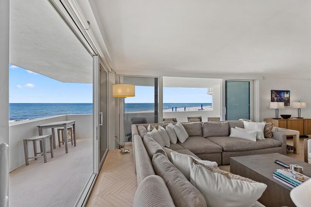 100 Sunrise Avenue 212, Palm Beach, FL 33480