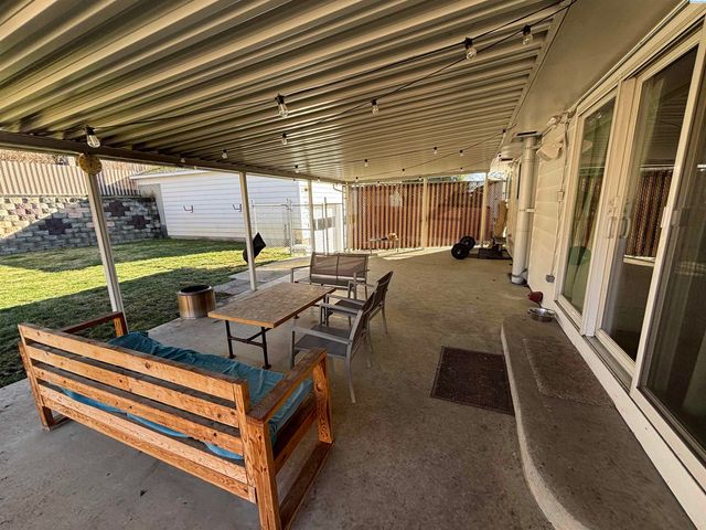 1310 NW Douglas Dr, Pullman, WA 99163