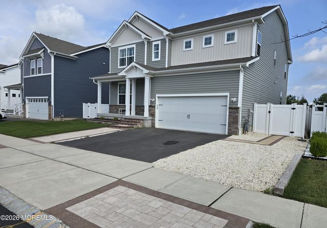 86 Bennet Lane, Manahawkin, NJ 08050