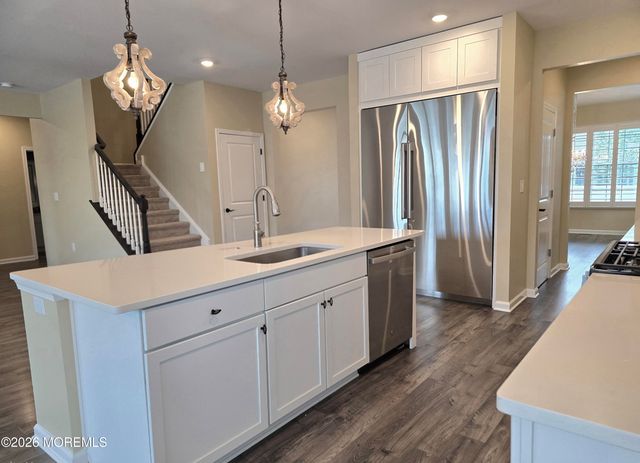 86 Bennet Lane, Manahawkin, NJ 08050