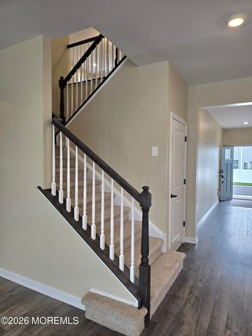 86 Bennet Lane, Manahawkin, NJ 08050
