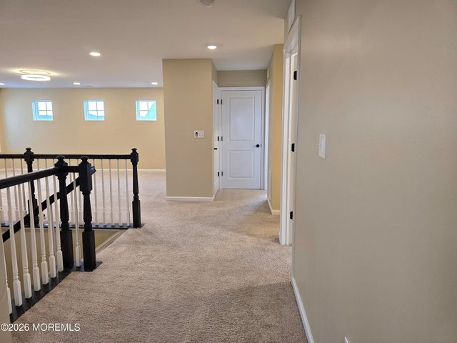 86 Bennet Lane, Manahawkin, NJ 08050