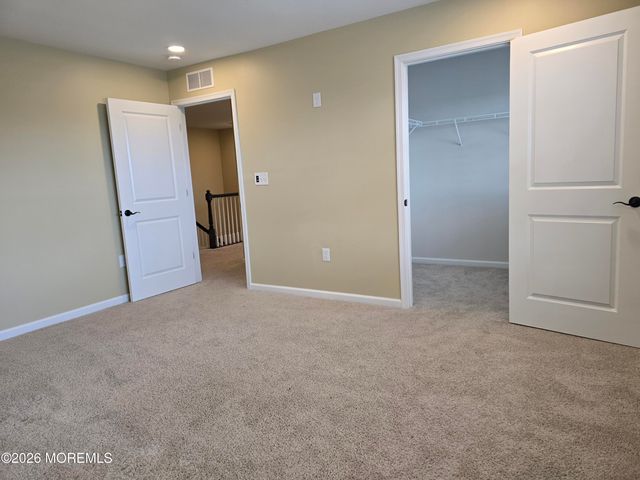 86 Bennet Lane, Manahawkin, NJ 08050