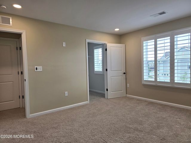 86 Bennet Lane, Manahawkin, NJ 08050